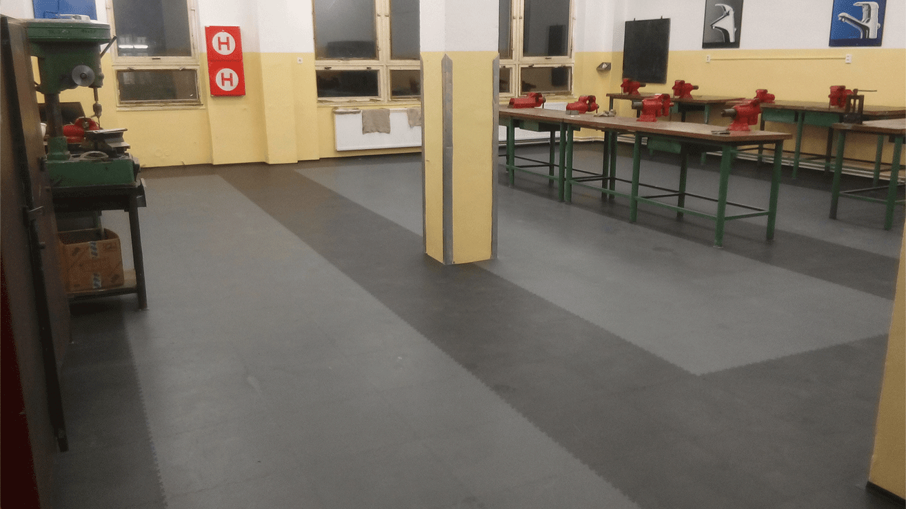 Industrial flooring mats